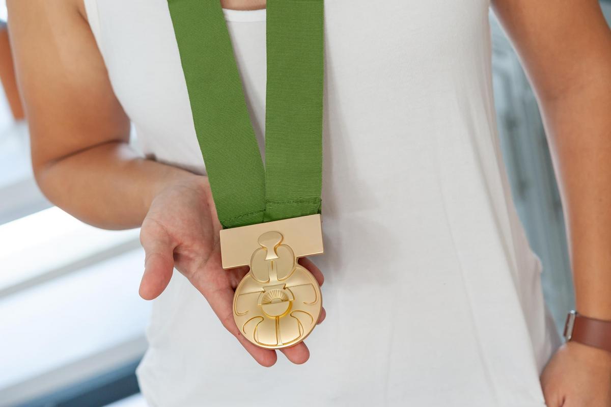 Star Wars Medal of Yavin Gold Plated 1:1 Scale Prop Replica picture