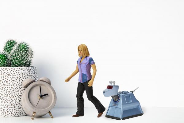 Doctor Who 5" Action Figure Rose Tyler with K-9 picture