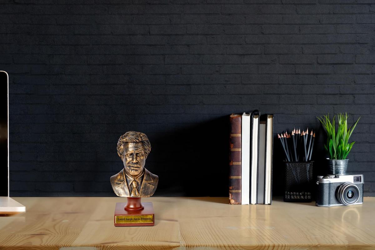 Anchorman 7" Bust: Ron Burgundy picture