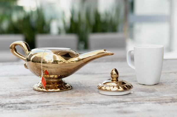 Disney Aladdin Genie Lamp 32oz Ceramic Teapot picture