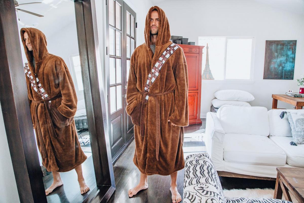 Star Wars Chewbacca Adult Costume Bathrobe XXL picture