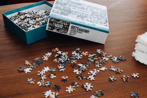 Greys Anatomy Collage 1000 Piece Jigsaw Puzzle picture