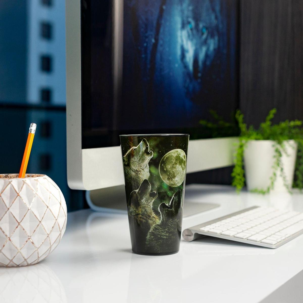 Wolf Pack Howling At The Moon 16oz Pint Glass picture