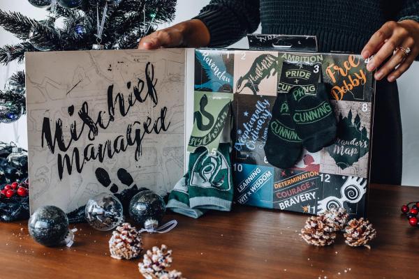 Harry Potter 12 Days of Socks Gift Set - 4 Crew | 8 Ankle picture