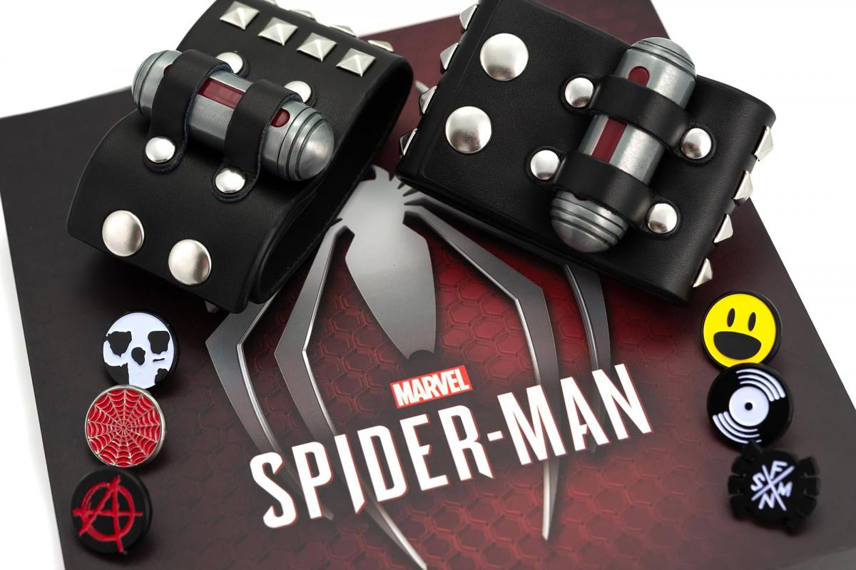 Marvel Exclusive Spider-Punk Bracelet & Enamel Pin Set picture