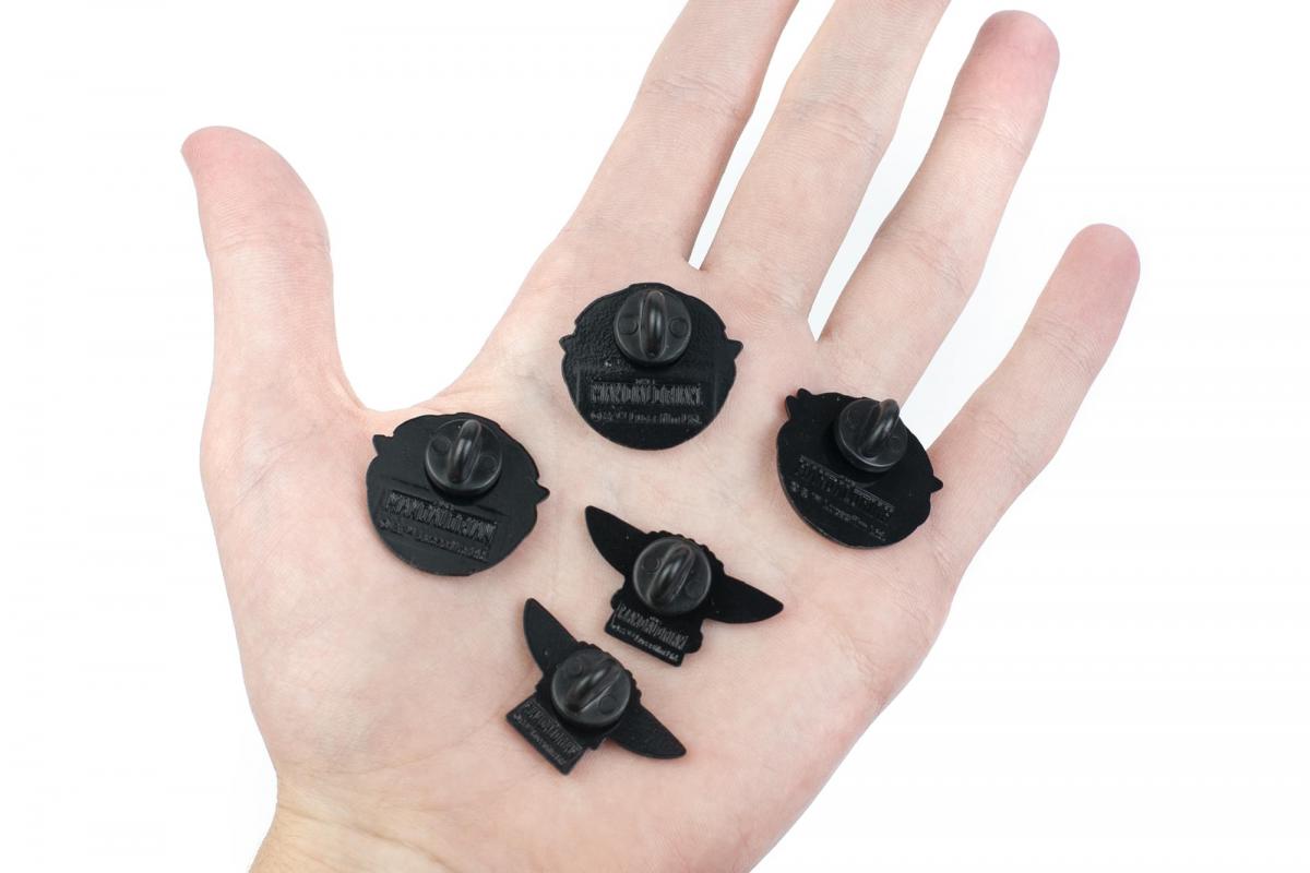 Star Wars The Mandalorian The Child 5 Piece Enamel Pin Set picture