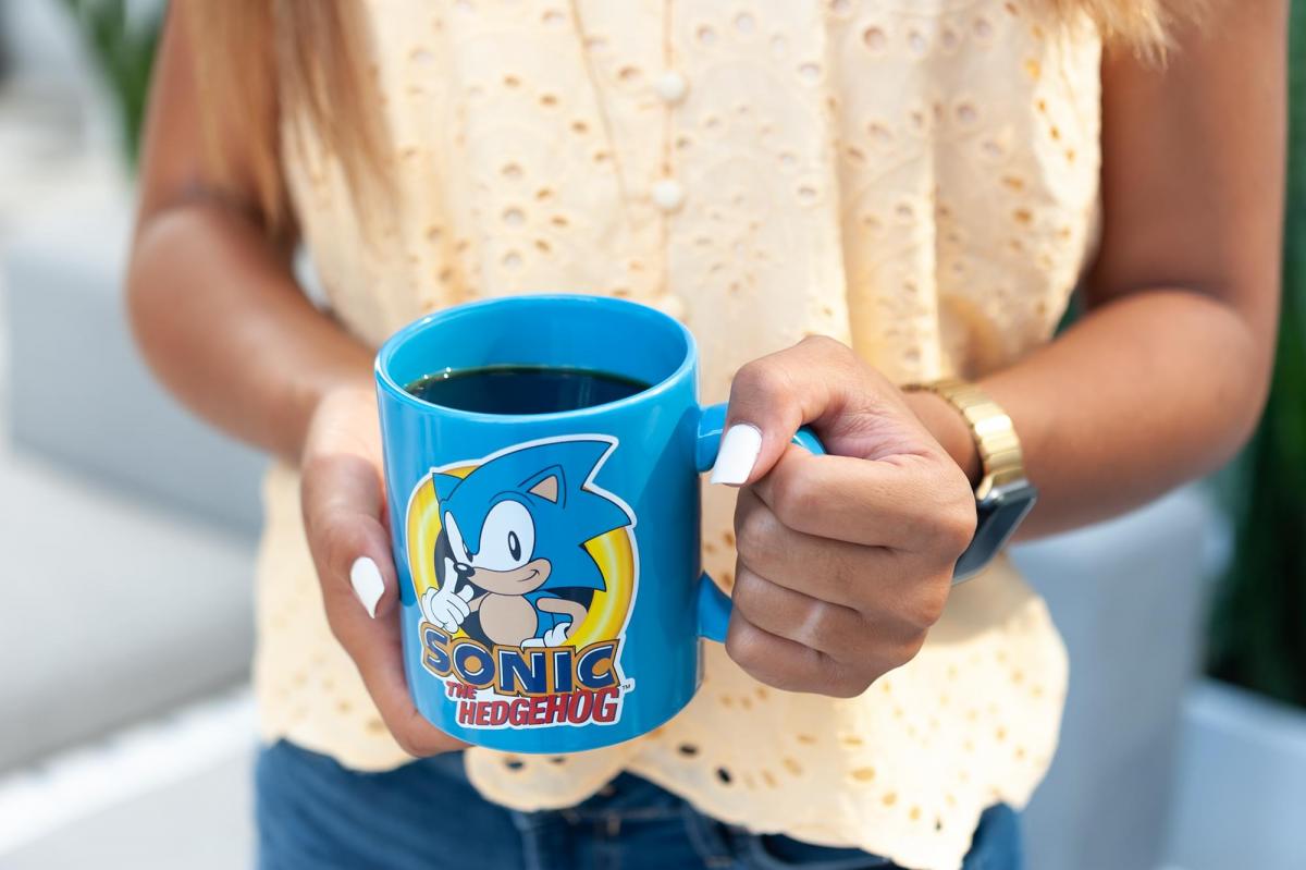 Sonic The Hedgehog Blue 16oz Ceramic Coffee Mug picture