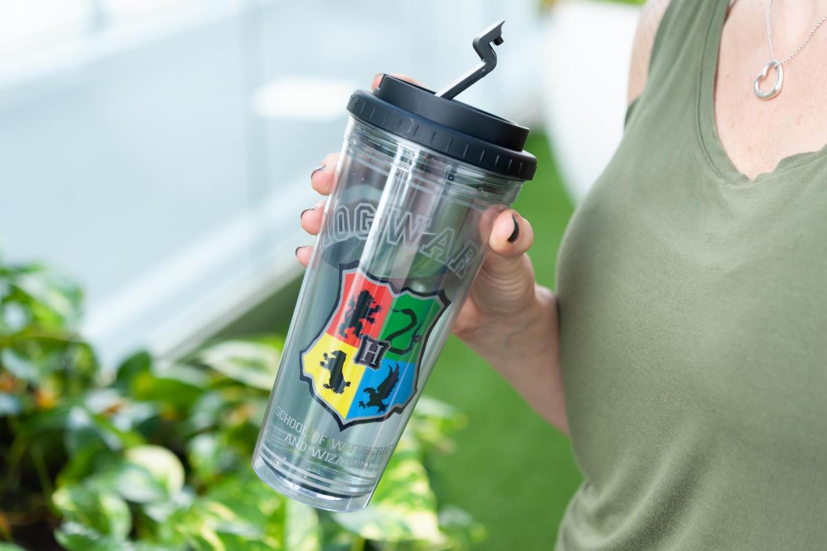 Harry Potter Hogwarts 24oz Double Walled Plastic Travel Mug picture