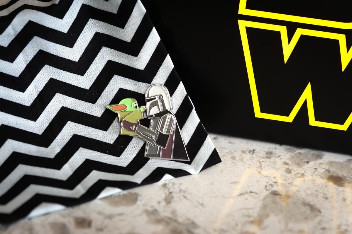 Star Wars The Mandalorian and Child Collectible Enamel Pin picture
