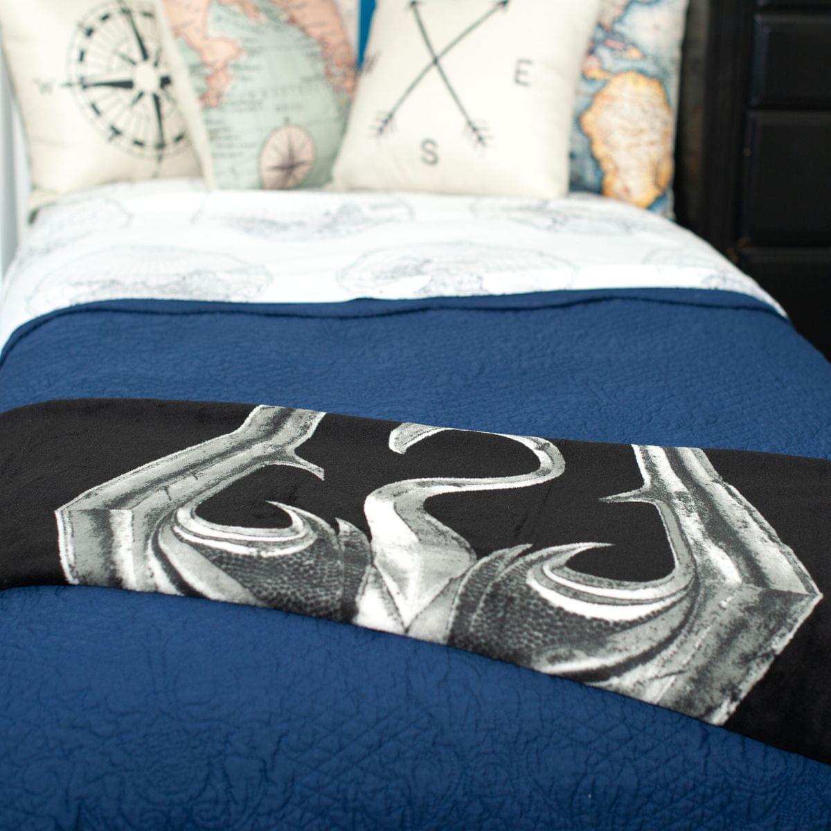 Skyrim Dragon Emblem 45" x 60" Throw Blanket picture