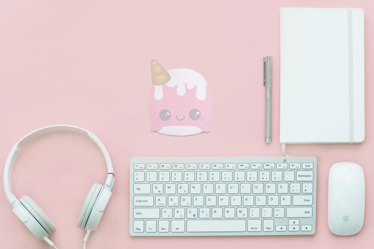 Glitter Galaxy Sticky Notes - Narwhal picture