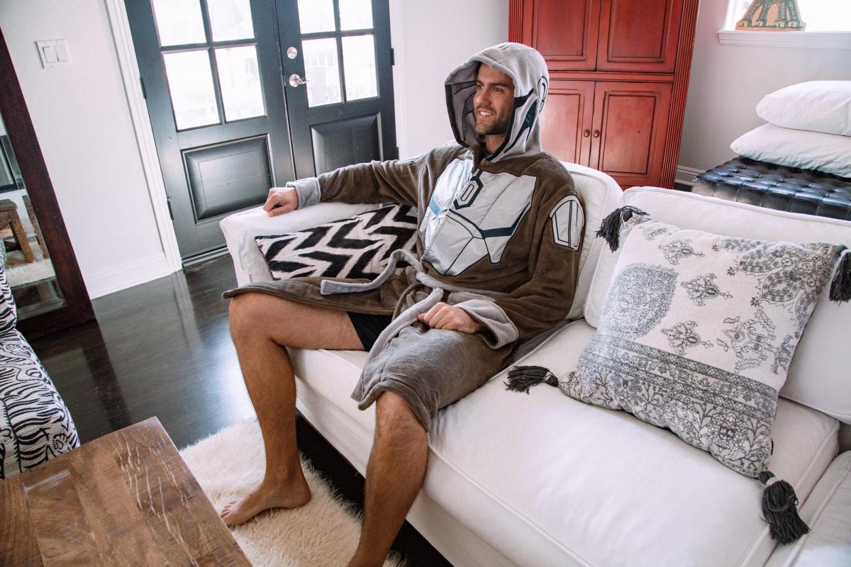 Star Wars Mandalorian Bounty Hunter Robe One Size picture