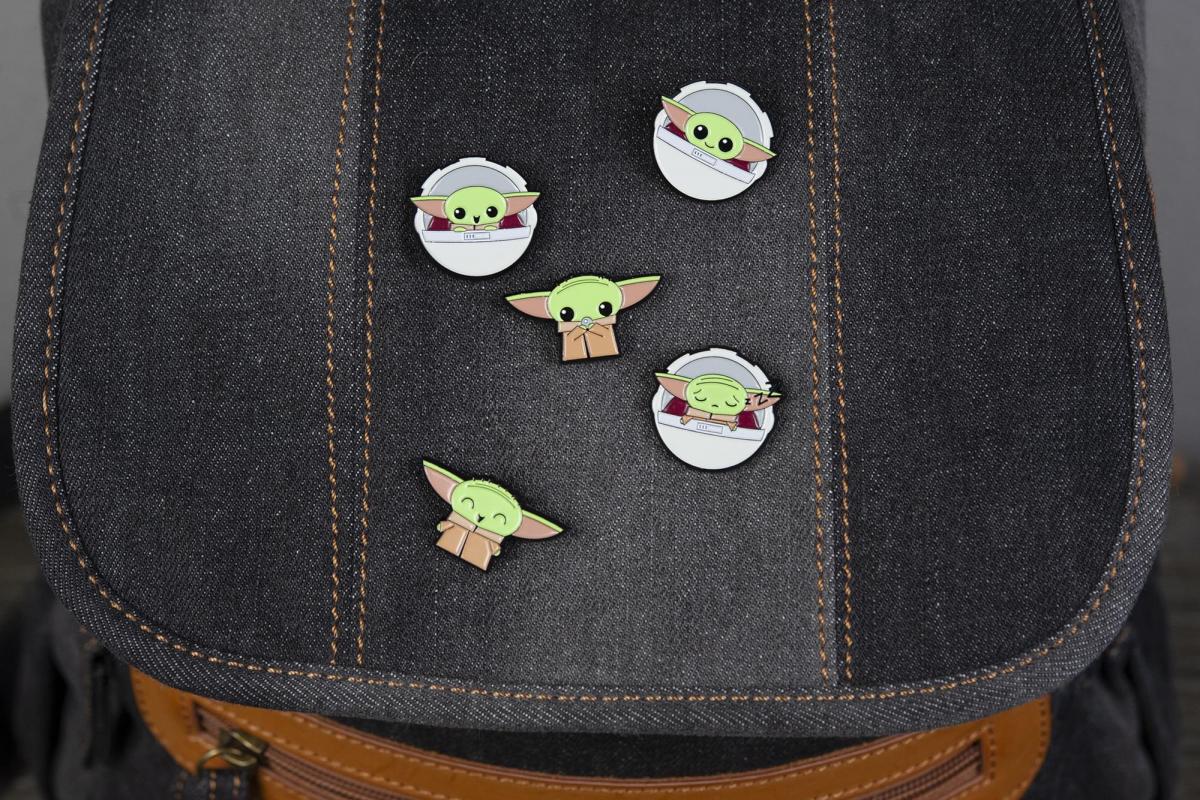 Star Wars The Mandalorian The Child 5 Piece Enamel Pin Set picture