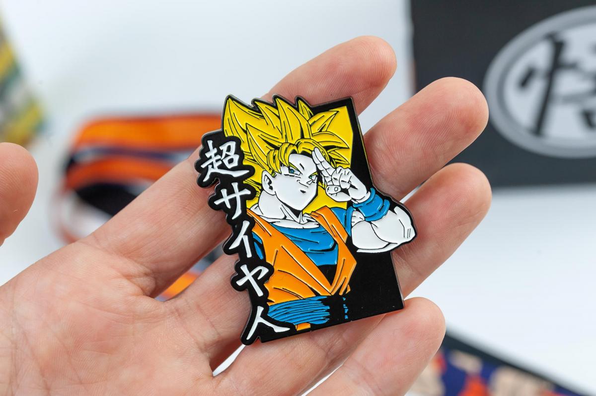 Dragon Ball Z Goku Collectors Box | 5 Themed Collectibles picture