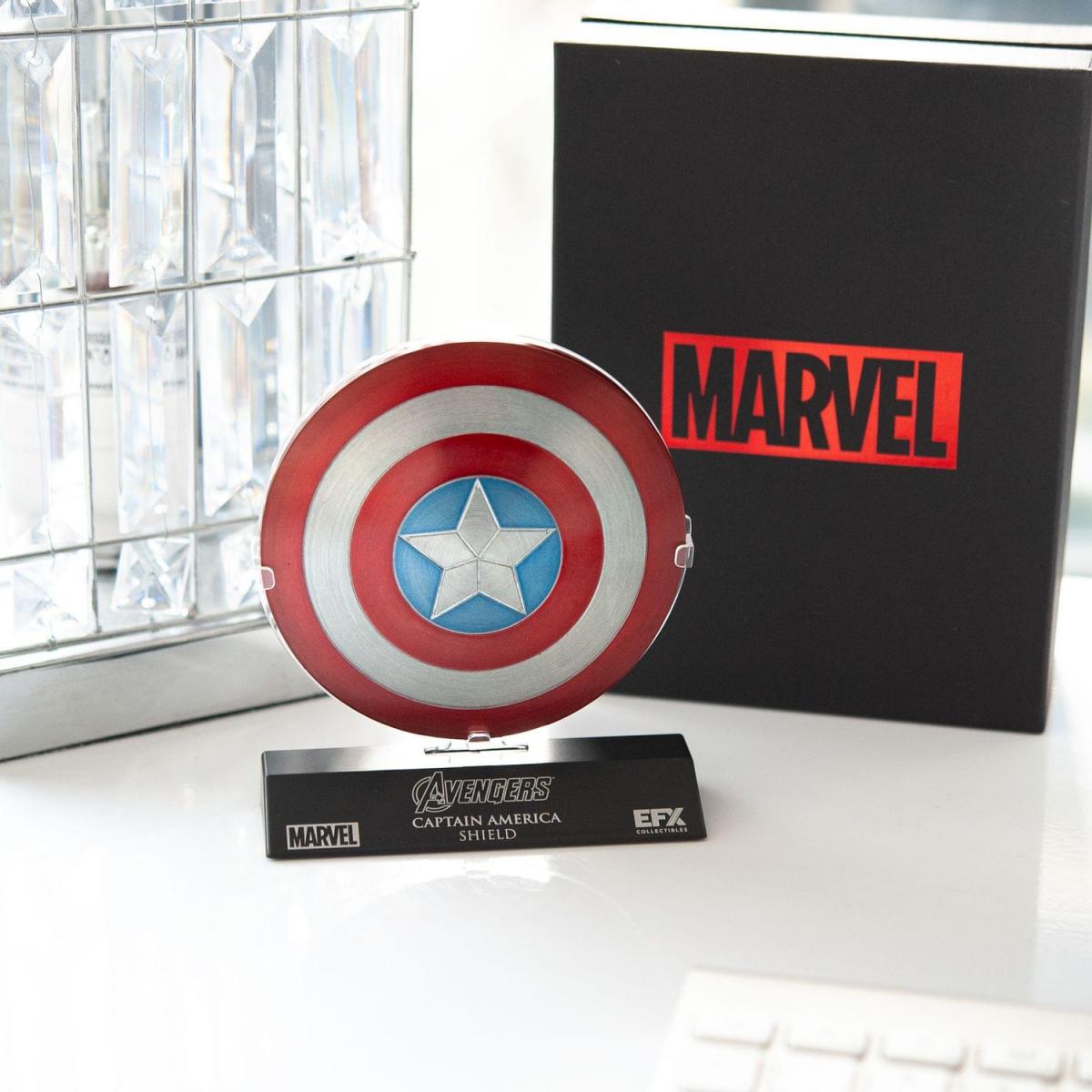 Marvel's The Avengers Captain America Shield 1:6 Scale Prop picture