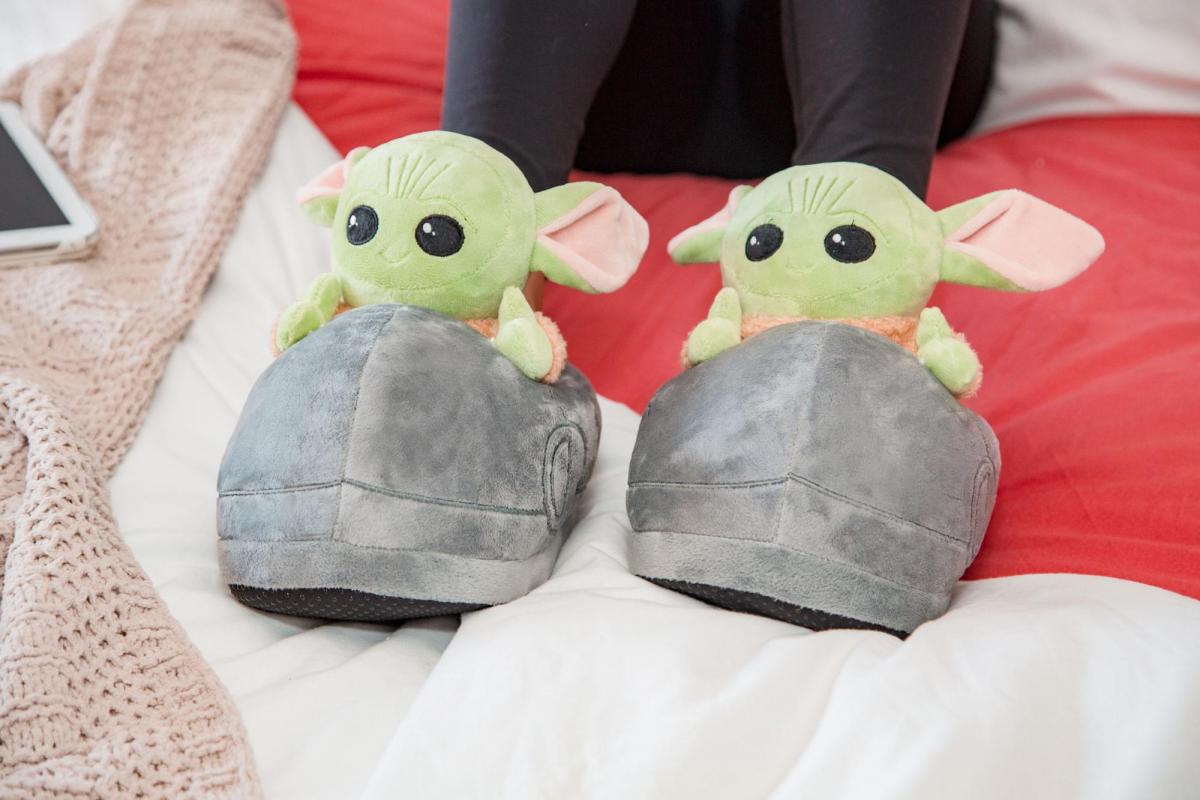 Star Wars The Child 3D Plush Slippers Size 8 picture