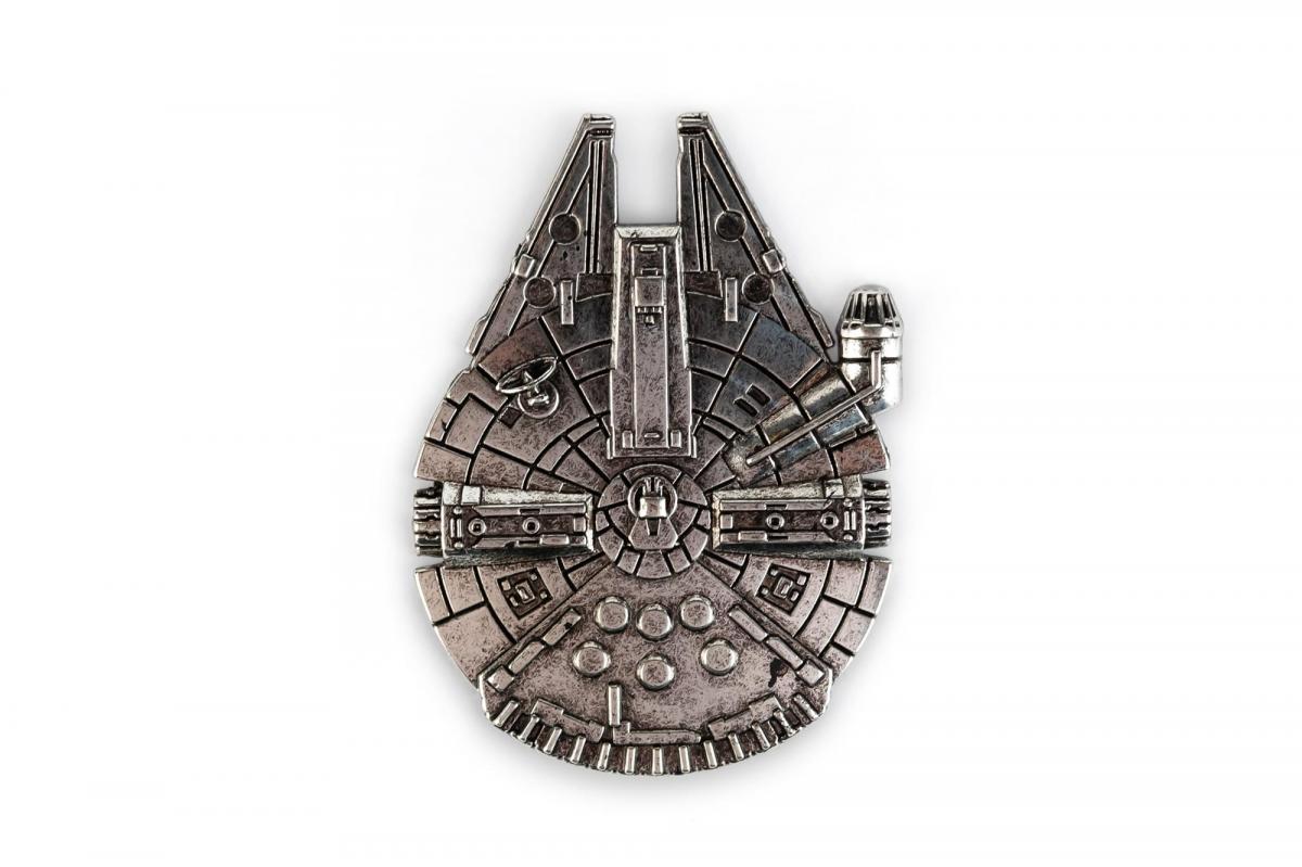 Star Wars Millennium Falcon Die Cast Metal Collector Pin picture