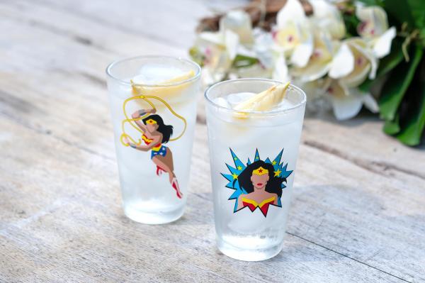 DC Wonder Woman 16oz Pint Glass Set of 2 picture