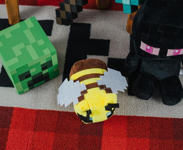 Minecraft Happy Explorer 4.5 Inch Plush | Bee picture