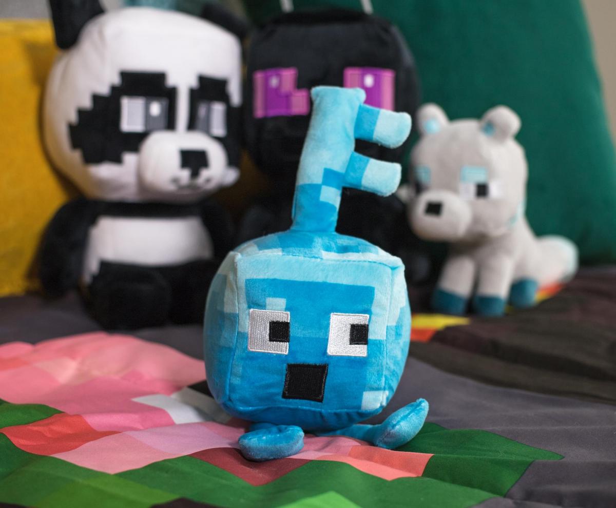 Minecraft Dungeons 7 Inch Diamond Key Golem Plush picture