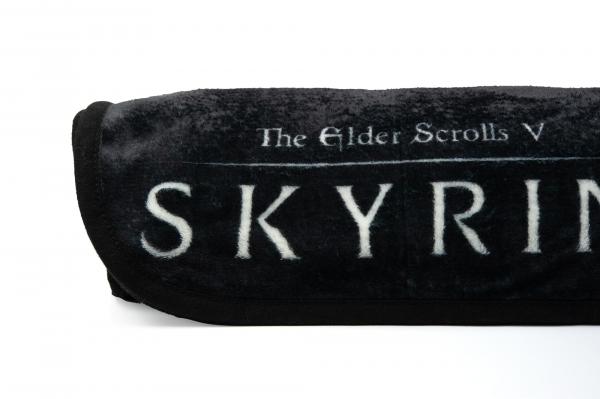 Elder Scrolls Skyrim 45x60 Inch Fleece Throw Blanket picture