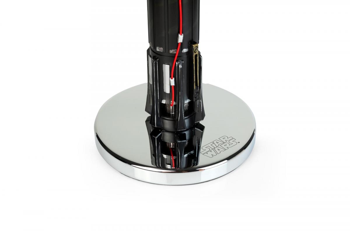 Star Wars 31.5 Inch Kylo Ren Lightsaber LED Desktop Lamp picture