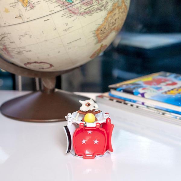 Pokémon Throw 'N' Pop Poké Ball - Cubone Figure w/ Poke Ball picture