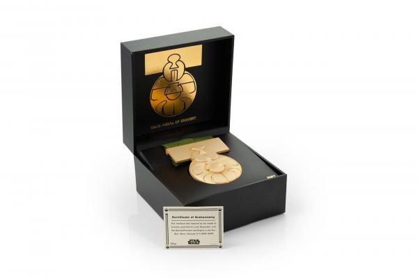 Star Wars Medal of Yavin Gold 24KT 1:1 Scale Prop Replica