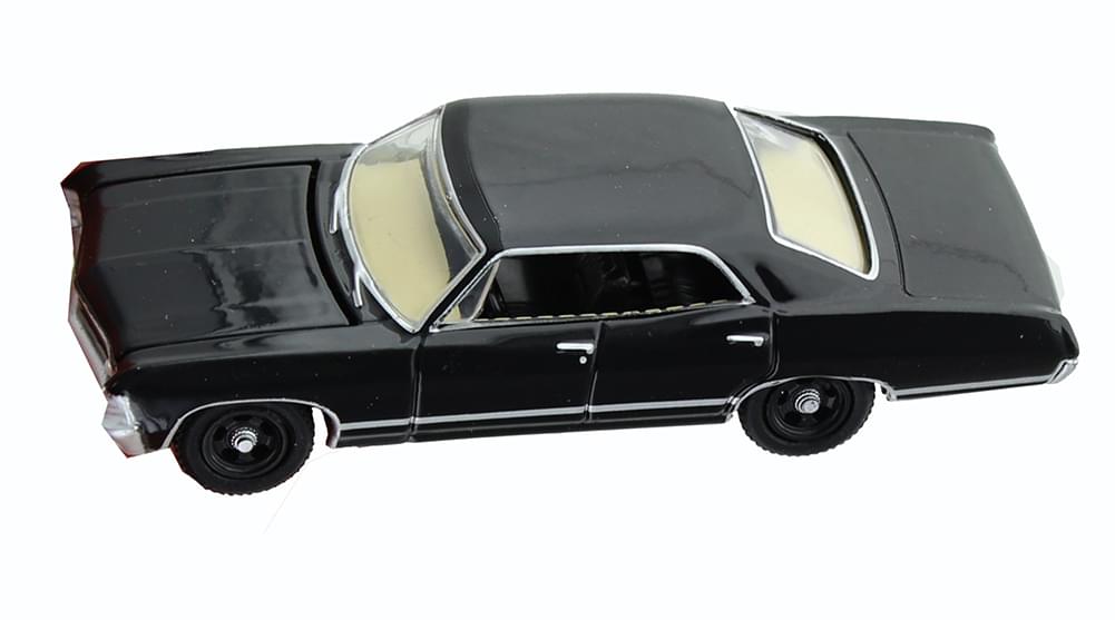 Supernatural Collectors Looksee Box with 6 Collectible Themed Items picture