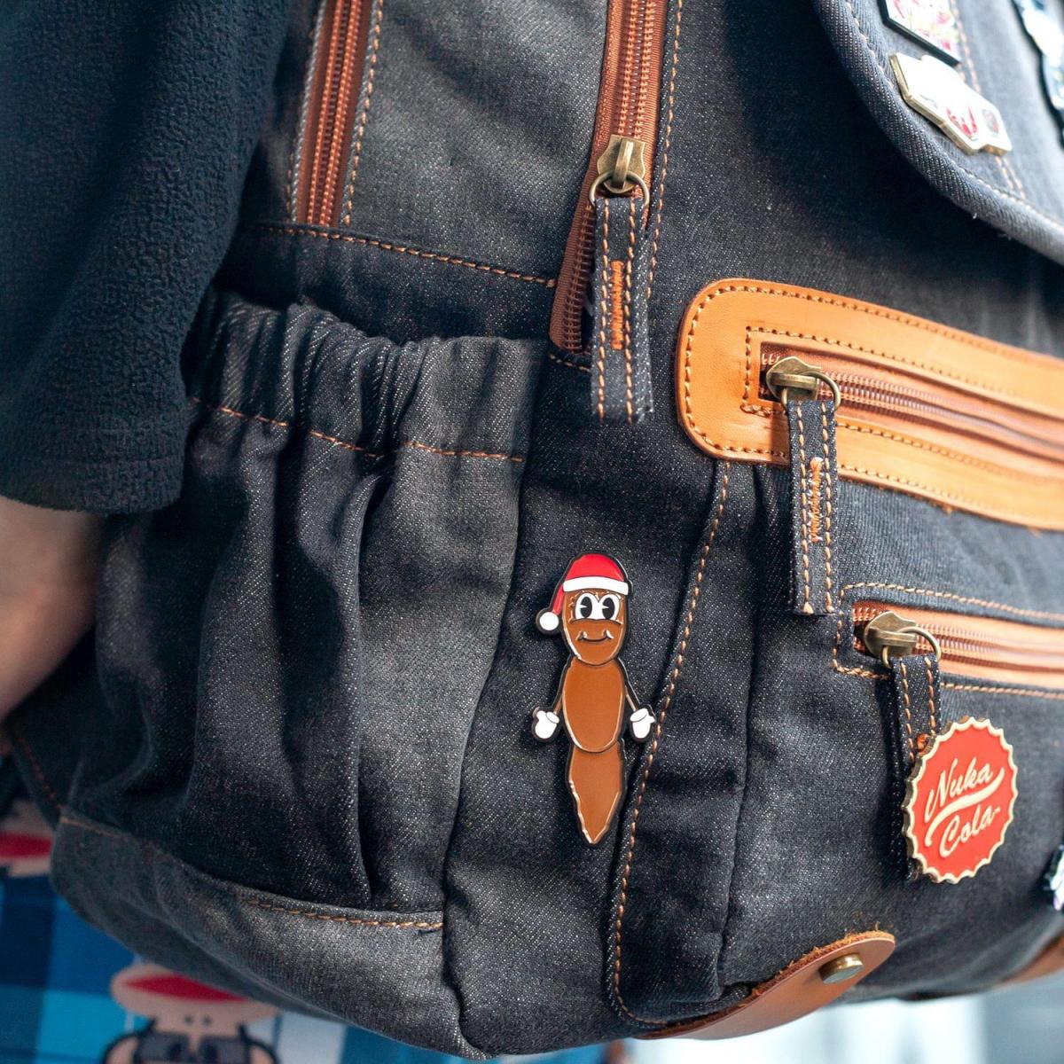 South Park Mr. Hankey Enamel Collector Pin picture
