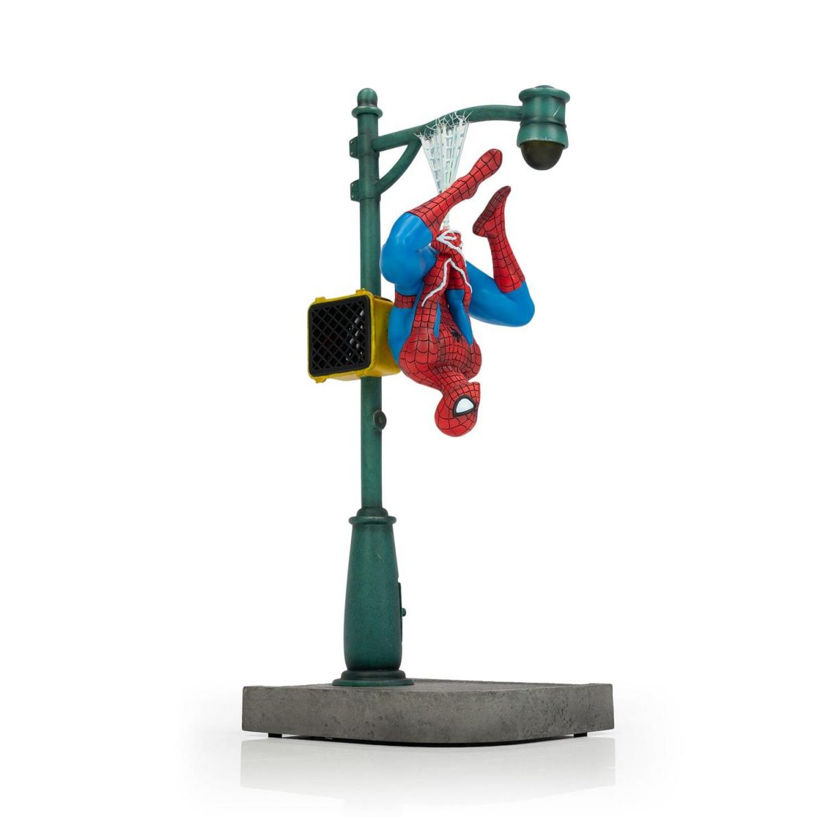 Marvel Spider-Man 14 Inch Collector's Gallery Resin Statue picture
