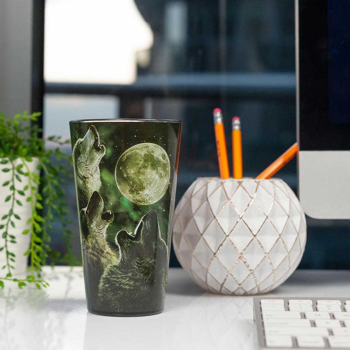 Wolf Pack Howling At The Moon 16oz Pint Glass picture