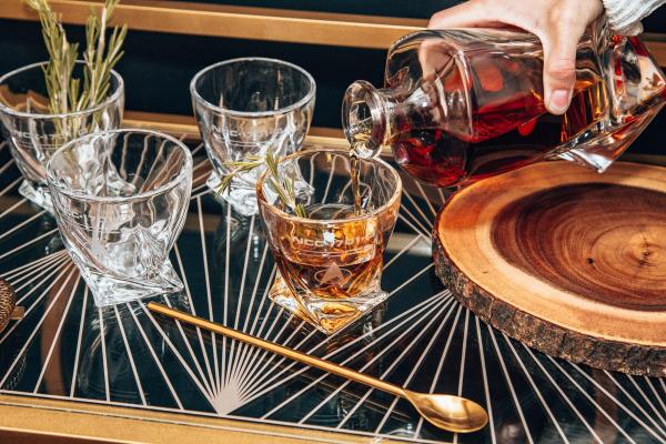 Star Trek TNG Whisky Decanter Set picture
