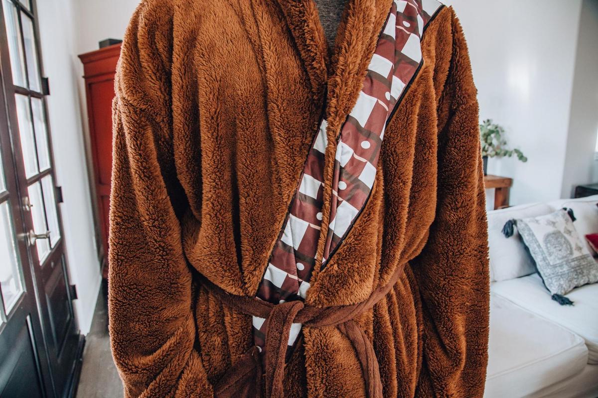 Star Wars Chewbacca Adult Costume Bathrobe XXL picture