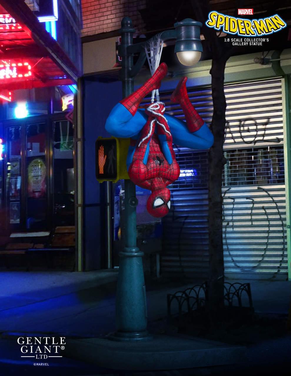 Marvel Spider-Man 14 Inch Collector's Gallery Resin Statue picture