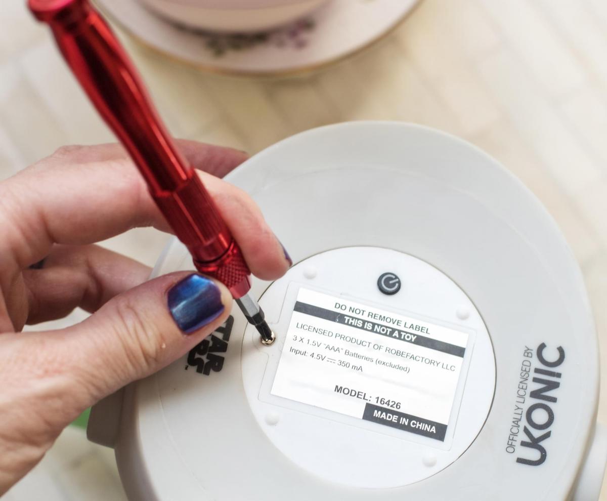 Marvel Iron Man 2 Replica Briefcase 7-Piece Screwdriver Set picture