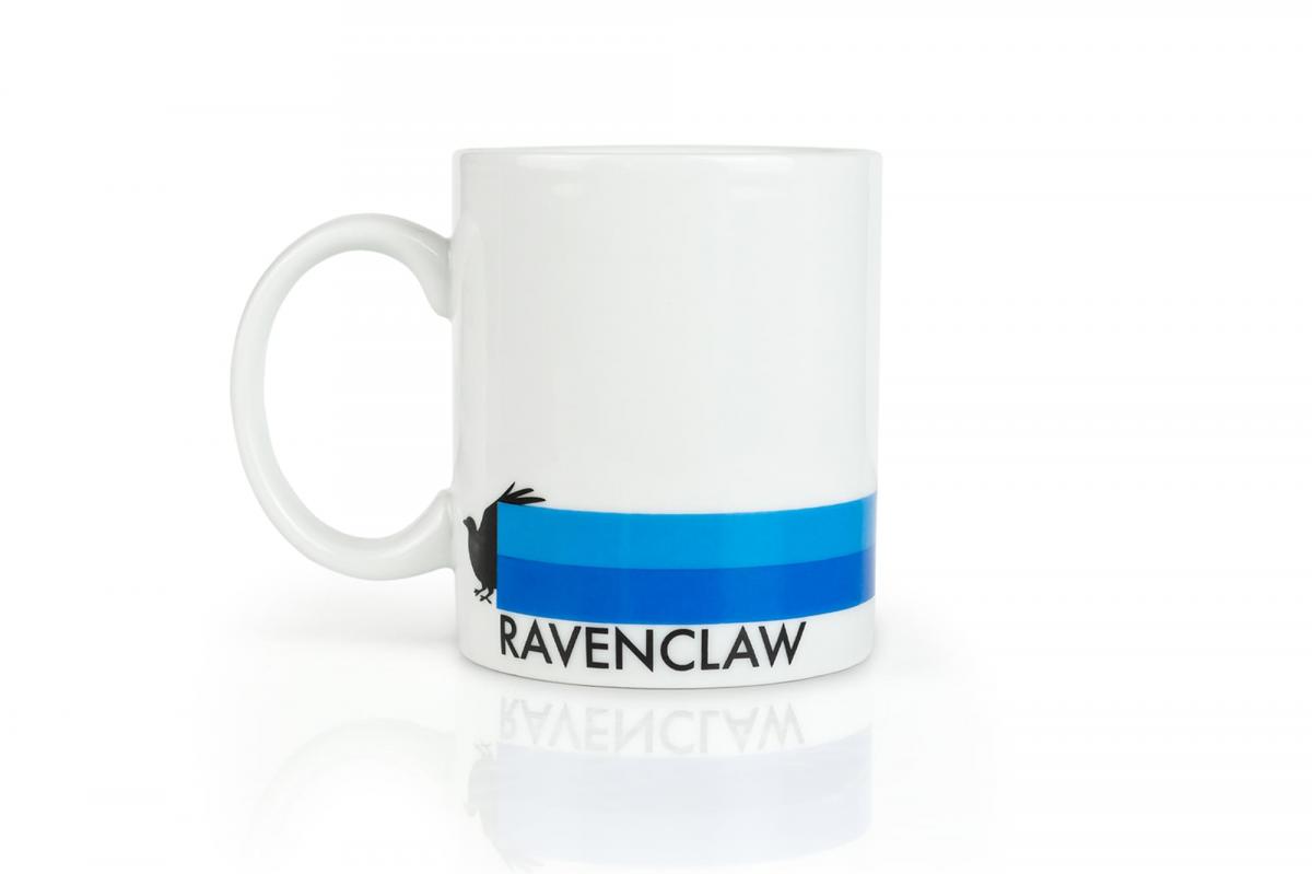 Harry Potter Hogwarts 16 Piece Porcelain Dinnerware Set picture