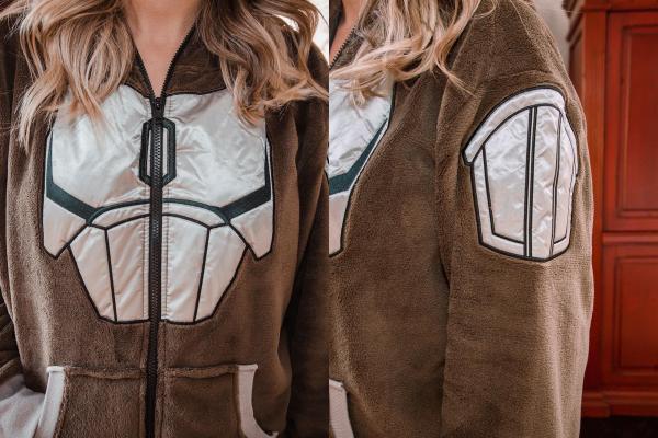 Star Wars Mandalorian Mando Unisex Onesie | XXL picture