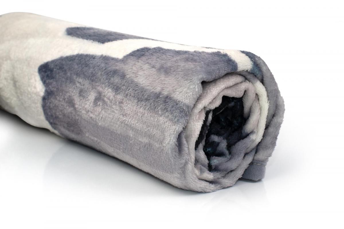 Naruto Kakashi Black & White 45x60 Inch Fleece Throw Blanket picture