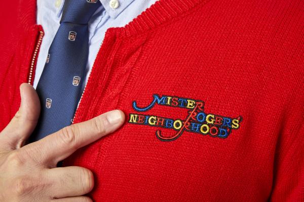 Mister Rogers Collectible Sweater Adult Size Large picture