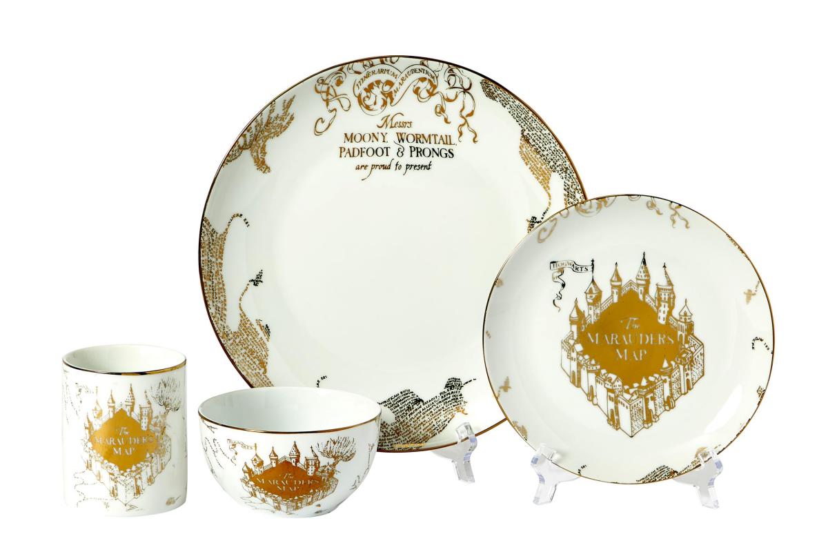Harry Potter Marauders Map 16 Piece Porcelain Dinnerware Set picture
