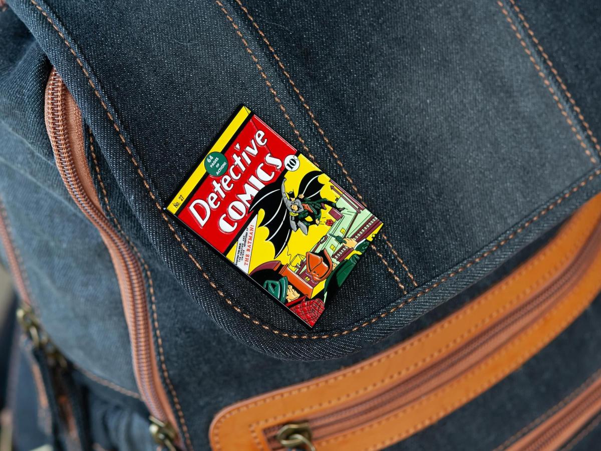 DC Comics Batman Issue #1 Exclusive Enamel Collector Pin picture