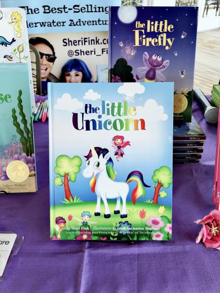 The Little Unicorn (picture book about finding self-confidence) Ages 3-9 picture
