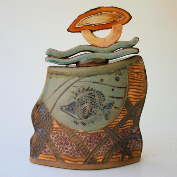 Sunfish Vessel with Agate Lid picture