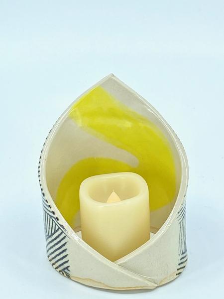 Small Cross Hatch Printed Candle Surrounds picture
