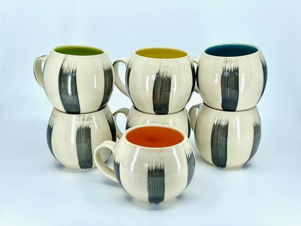 Round Brushstroke Mugs