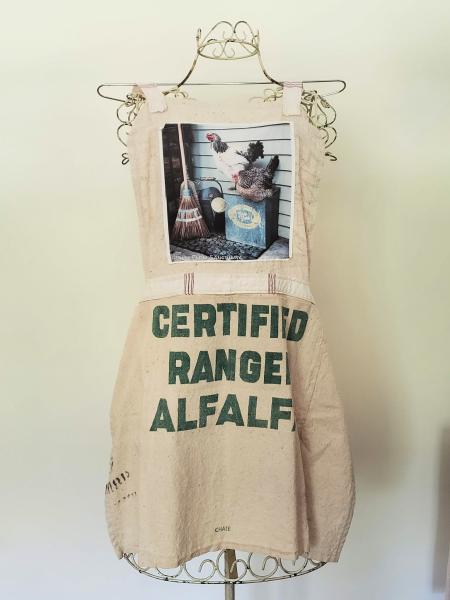 Feed Sack Apron Chicken picture