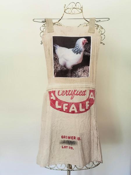 Feed Sack Apron Chicken