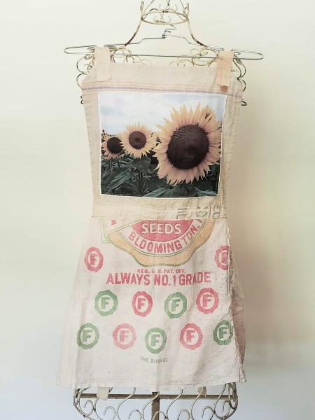 Feed Sack Apron Flower