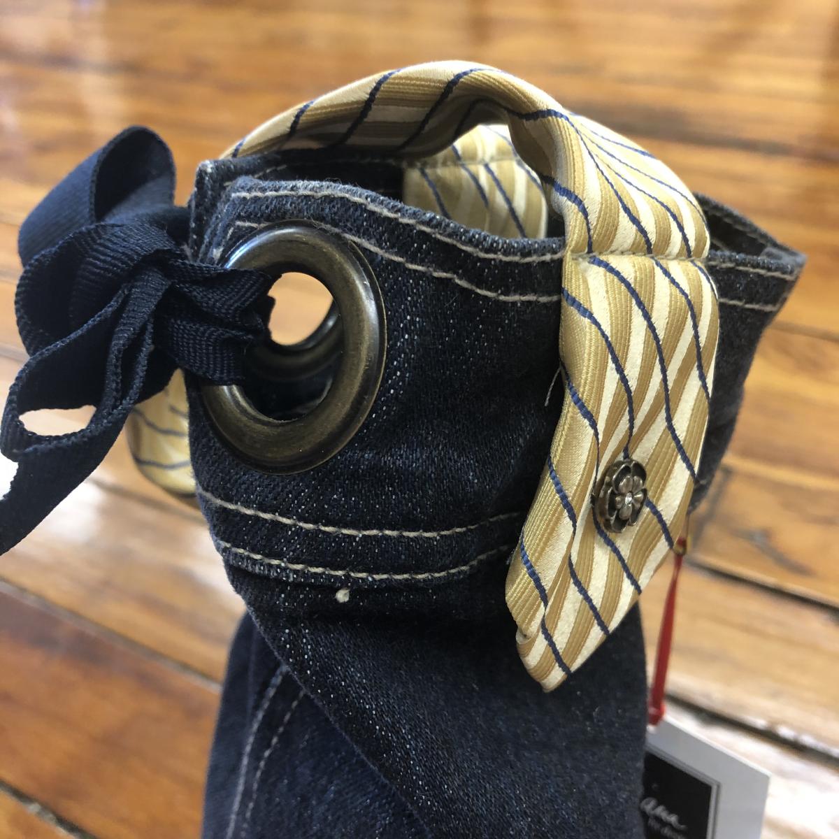 blue denim + bow yellow tie wine sleeve picture